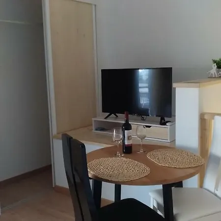 Cardoso 3 Ao Lado Da Peneco *